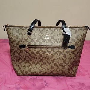 Carryall bag coach